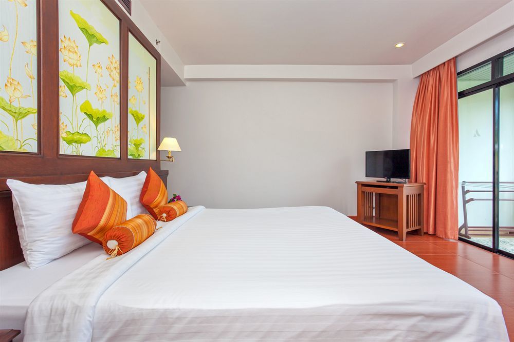 Alpina Phuket Nalina Resort & Spa Exterior foto